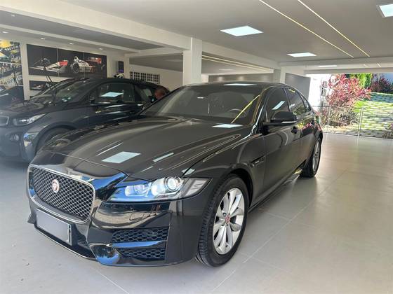 JAGUAR XF 2.0 P250 GASOLINA R-SPORT 4P AUTOMÁTICO JAGUAR XF 2.0 P250 GASOLINA R-SPORT 4P AUTOMÁTICO
